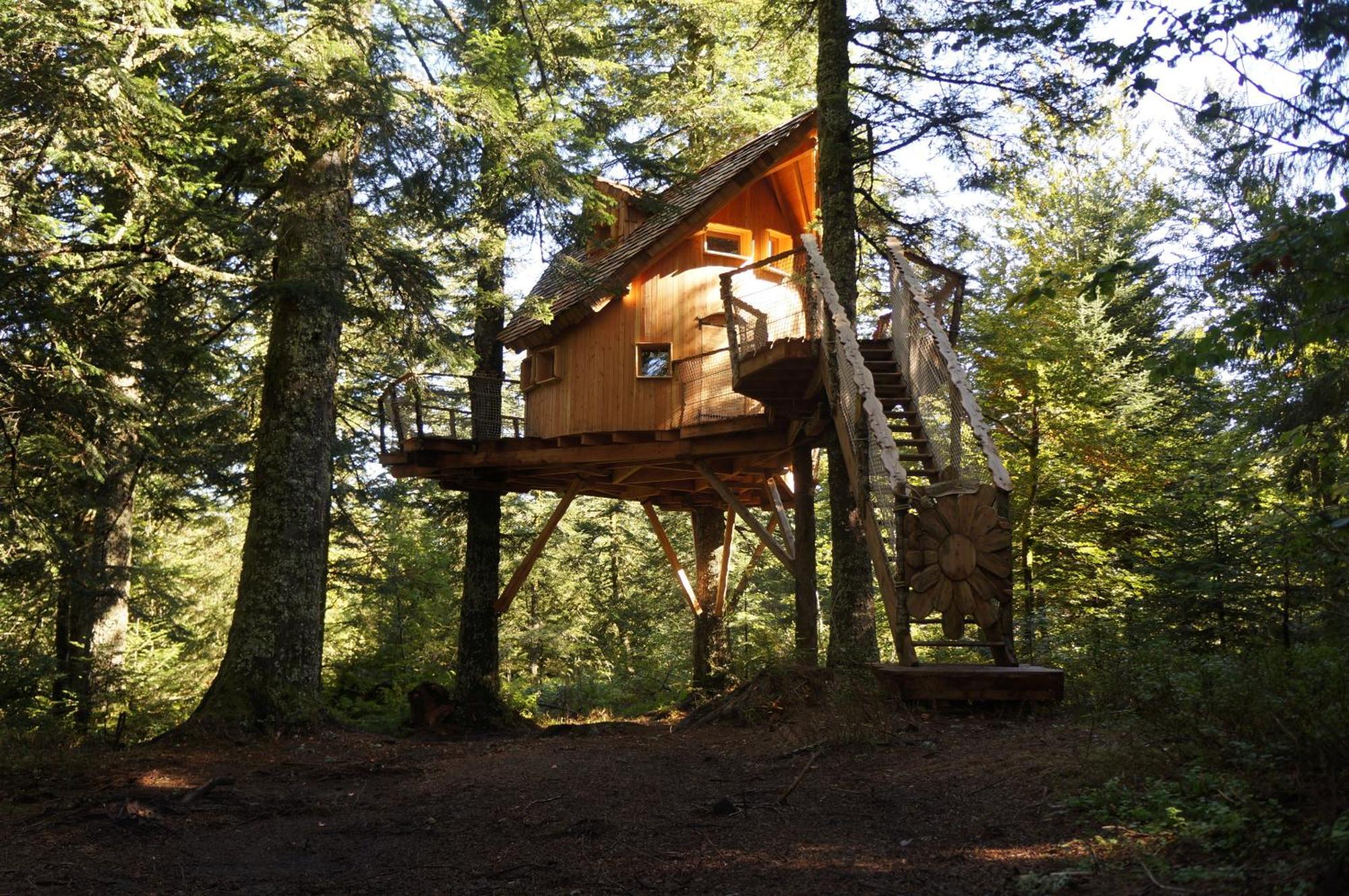 Cabanes des Volcans La Tour-dʼAuvergne Extérieur photo