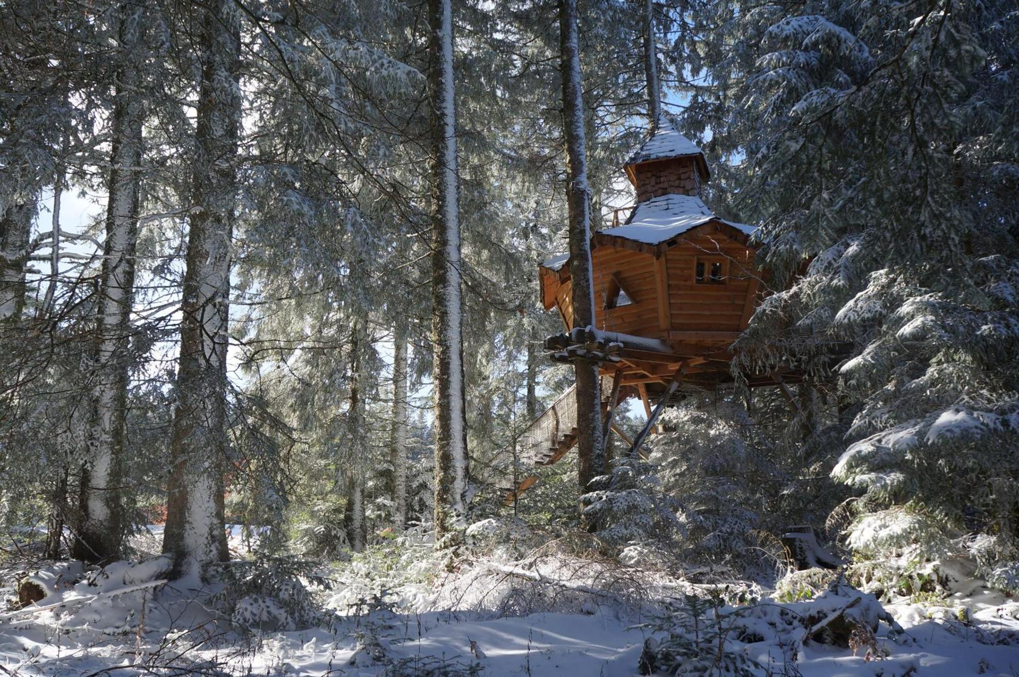 Cabanes des Volcans La Tour-dʼAuvergne Extérieur photo