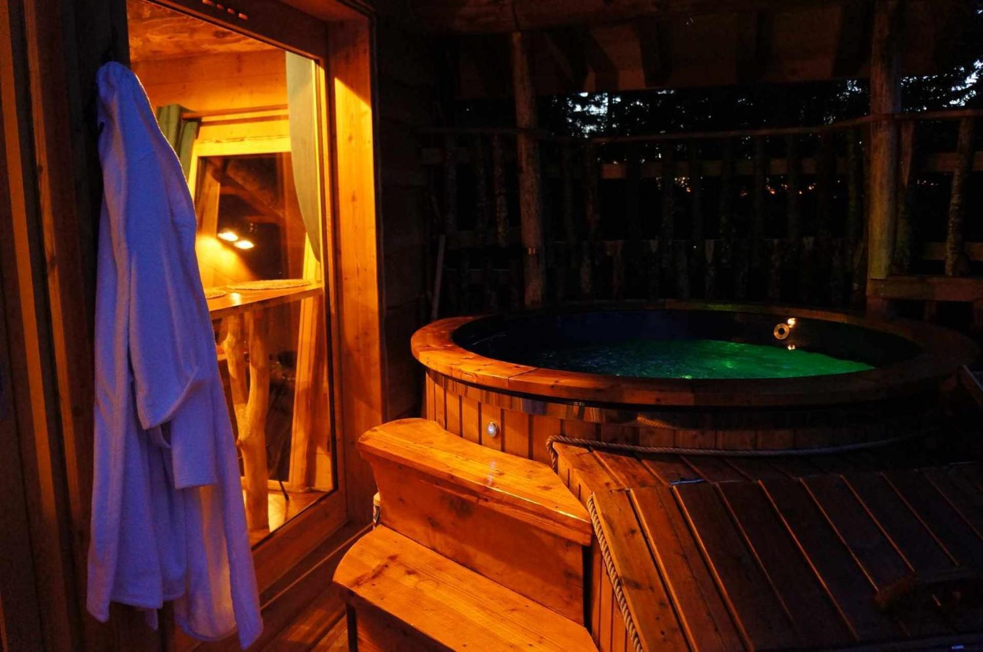 Cabanes des Volcans La Tour-dʼAuvergne Extérieur photo